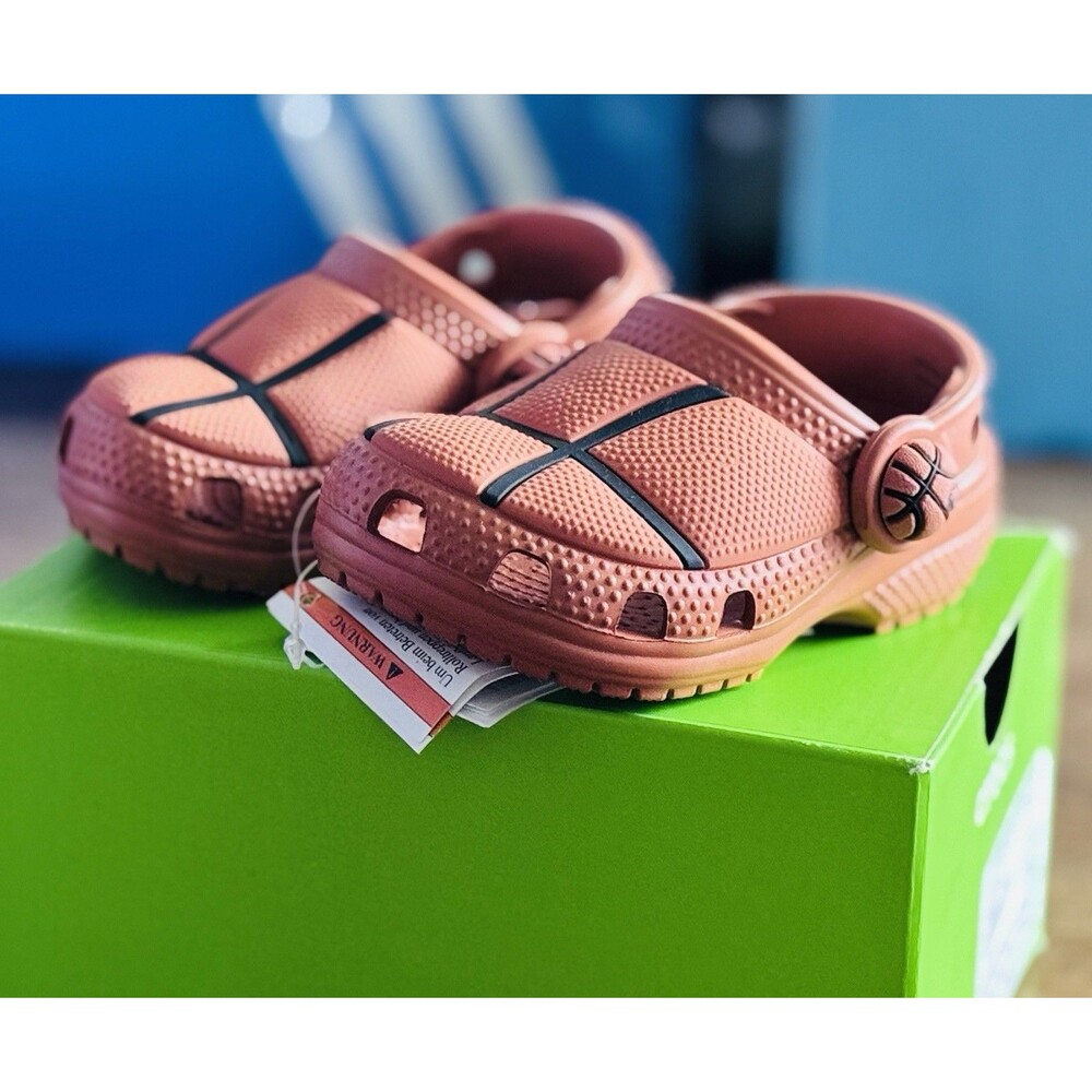 Toddler Size C4 Crocs Classic Basketball Clog Sienna 210021-805 NIB